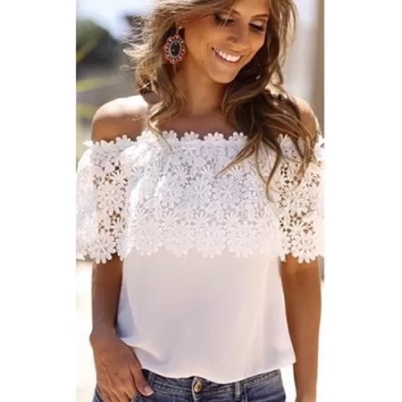 🎉NEW ARRIVAL ⁉️POPULAR SEXY FEMININE LACE TOP - Picture 4 of 5